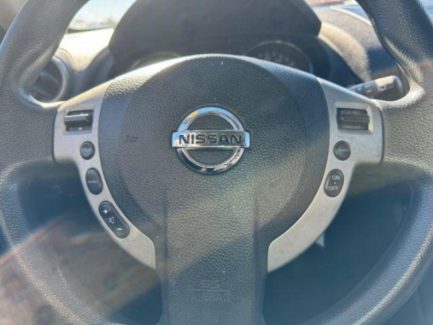 2012 SILVER Nissan Rogue S 2WD (JN8AS5MT9CW) with an 2.5L L4 DOHC 16V engine, Continuously Variabl transmission, located at 2715 W Pioneer Pkwy, Arlington, TX, 76013, (817) 265-9009, 32.710262, -97.153236 - Photo#17