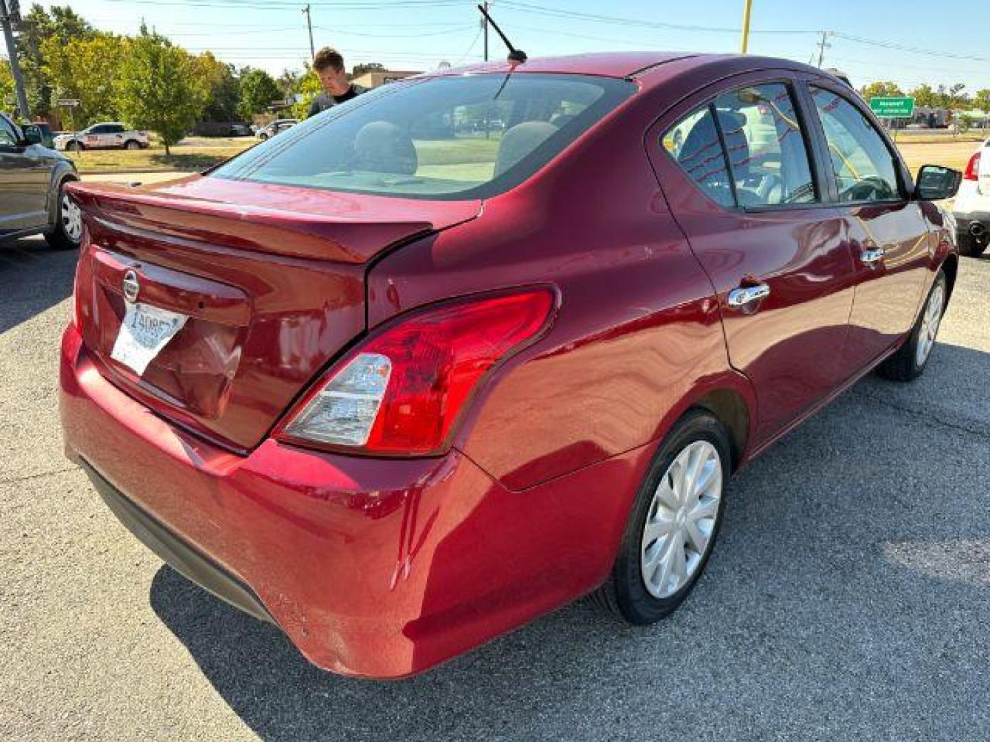 2017 Red Nissan Versa 1.6 S 4A (3N1CN7APXHK) with an 1.6L L4 DOHC 16V engine, 4-Speed Automatic transmission, located at 2715 W Pioneer Pkwy, Arlington, TX, 76013, (817) 265-9009, 32.710262, -97.153236 - Photo#5