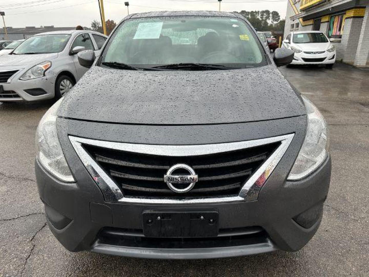 2019 GRAY Nissan Versa 1.6 S Plus (3N1CN7AP3KL) with an 1.6L L4 DOHC 16V engine, Continuously Variabl transmission, located at 2715 W Pioneer Pkwy, Arlington, TX, 76013, (817) 265-9009, 32.710262, -97.153236 - Photo#3