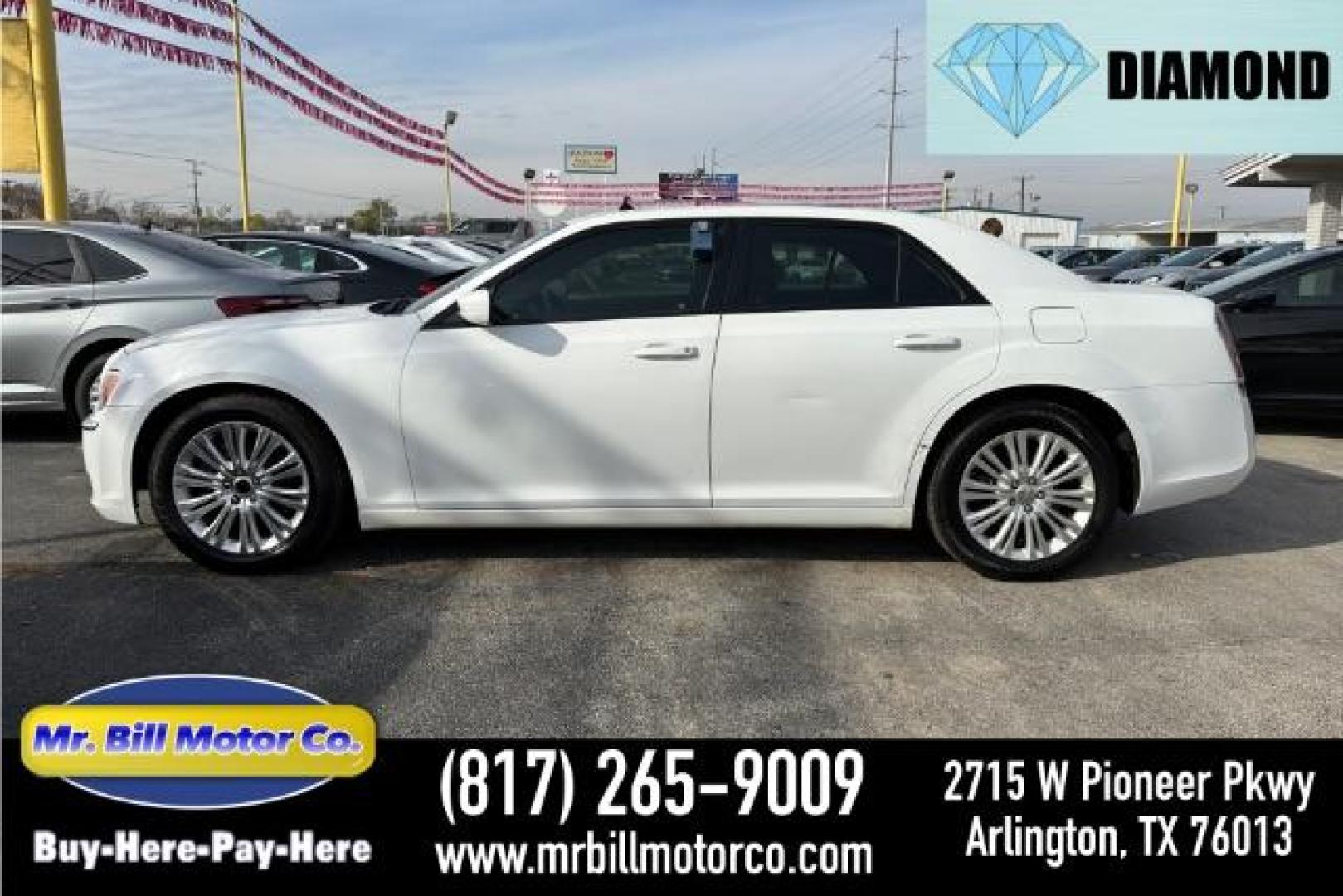 2014 Chrysler 300 S's photo