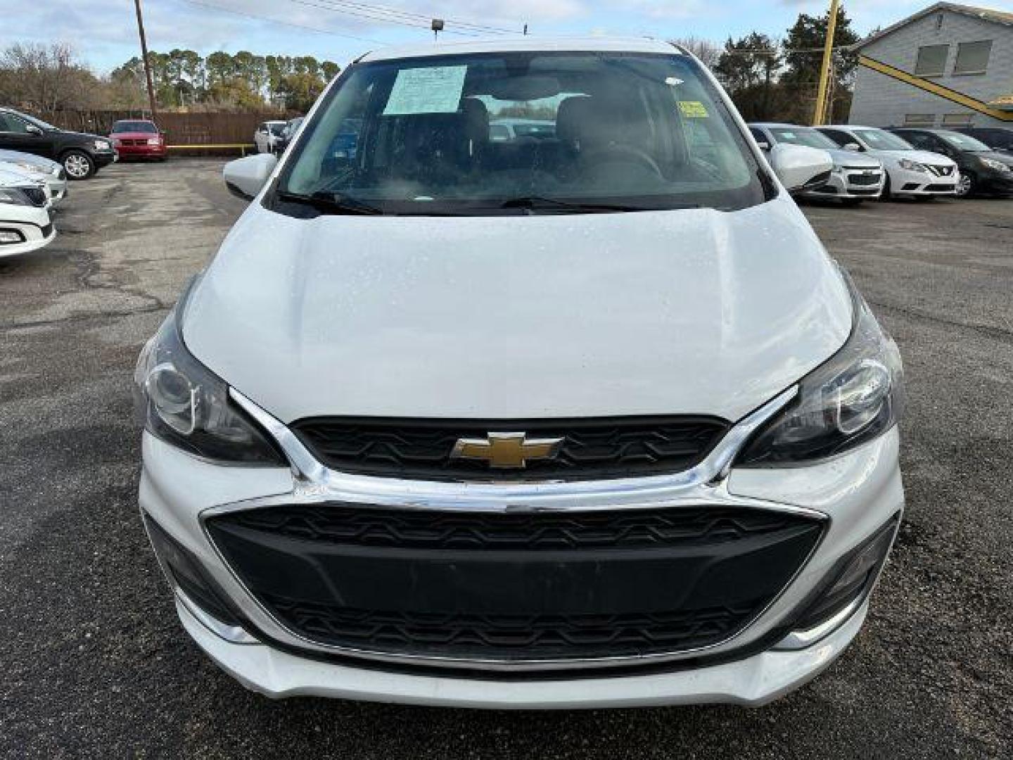 2020 WHITE Chevrolet Spark 1LT CVT (KL8CD6SA6LC) with an 1.4L L4 16V DOHC engine, Continuously Variabl transmission, located at 2715 W Pioneer Pkwy, Arlington, TX, 76013, (817) 265-9009, 32.710262, -97.153236 - Photo#3