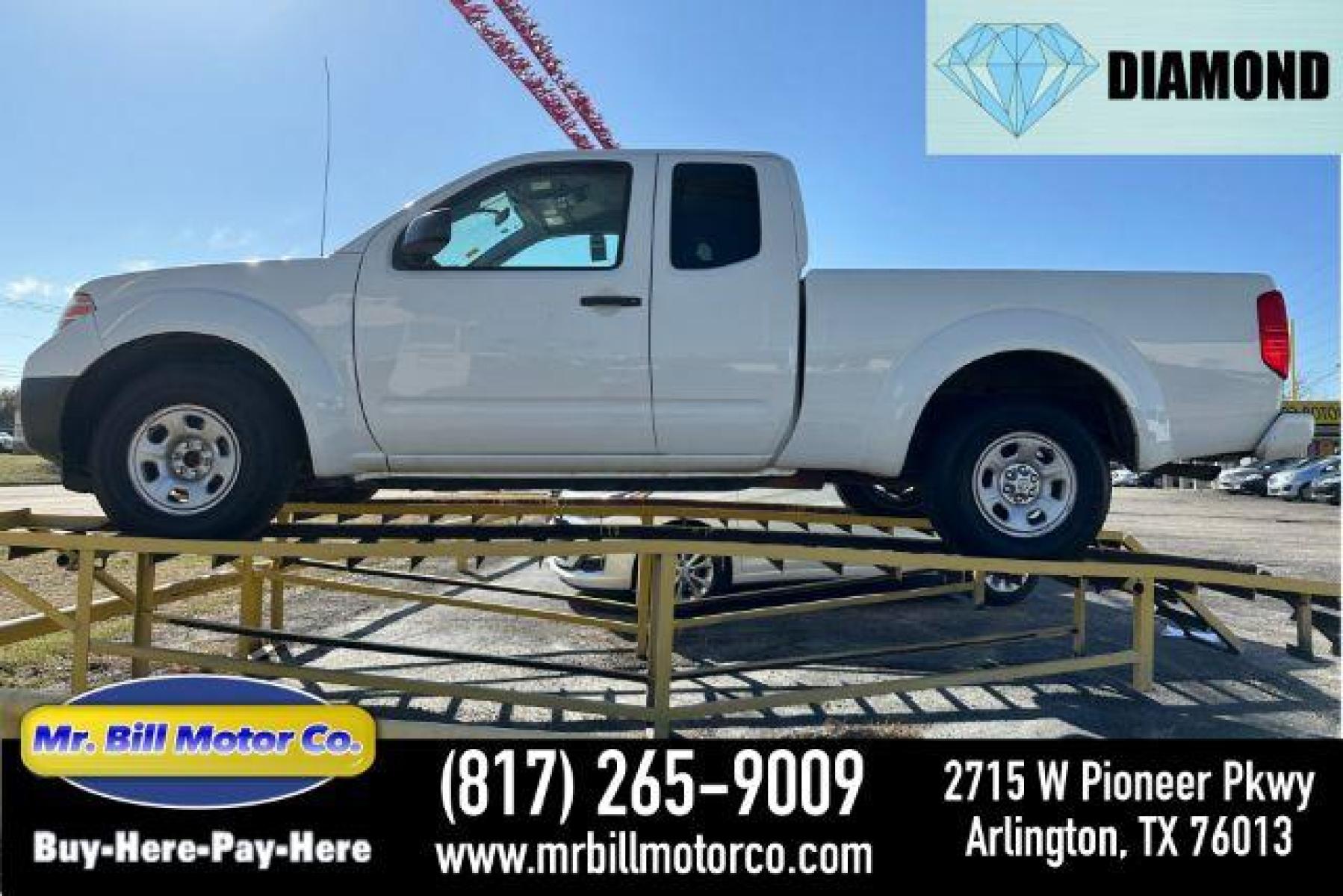 2018 WHITE Nissan Frontier S King Cab I4 5AT 2WD (1N6BD0CT0JN) with an 2.5L L4 DOHC 16V engine, 5-Speed Automatic transmission, located at 2715 W Pioneer Pkwy, Arlington, TX, 76013, (817) 265-9009, 32.710262, -97.153236 - Photo #0