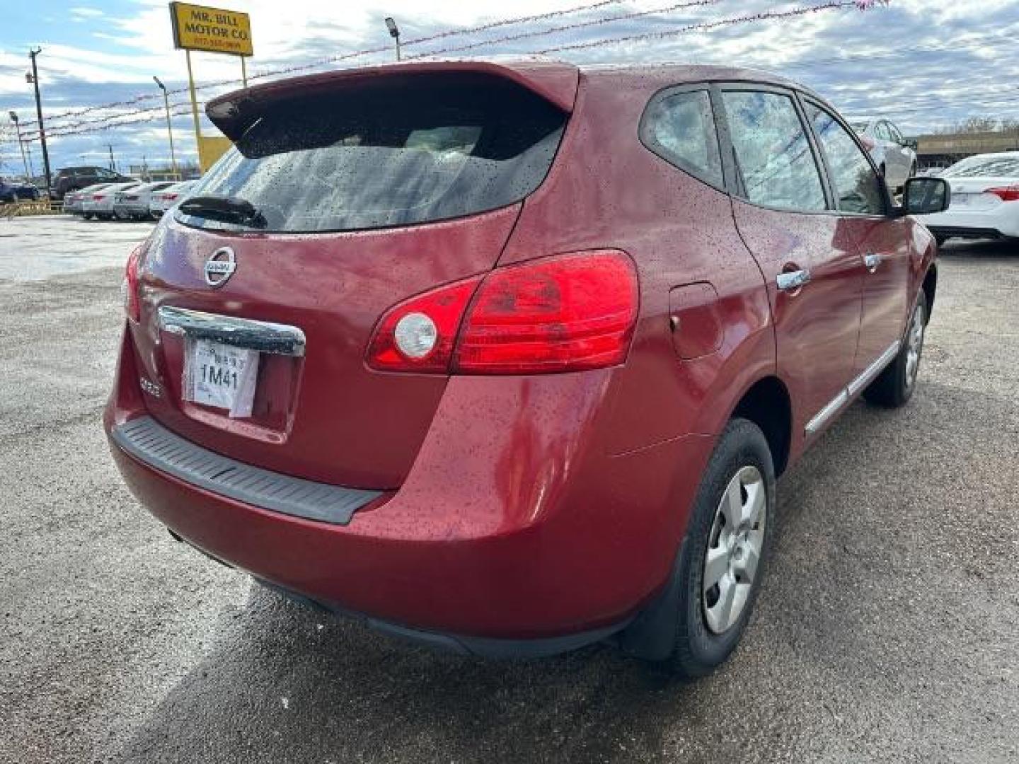 2011 Cayenne Red Pearl Nissan Rogue S 2WD (JN8AS5MT4BW) with an 2.5L L4 DOHC 16V engine, Continuously Variabl transmission, located at 2715 W Pioneer Pkwy, Arlington, TX, 76013, (817) 265-9009, 32.710262, -97.153236 - Photo#5
