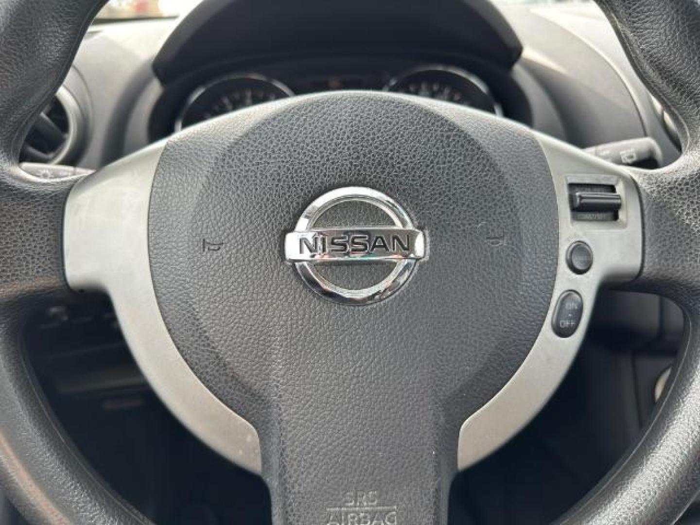 2011 Cayenne Red Pearl Nissan Rogue S 2WD (JN8AS5MT4BW) with an 2.5L L4 DOHC 16V engine, Continuously Variabl transmission, located at 2715 W Pioneer Pkwy, Arlington, TX, 76013, (817) 265-9009, 32.710262, -97.153236 - Photo#17