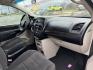 2012 WHITE Dodge Grand Caravan SXT (2C4RDGCG6CR) with an 3.6L V6 DOHC 24V engine, 6-Speed Automatic transmission, located at 2715 W Pioneer Pkwy, Arlington, TX, 76013, (817) 265-9009, 32.710262, -97.153236- Photo#15
