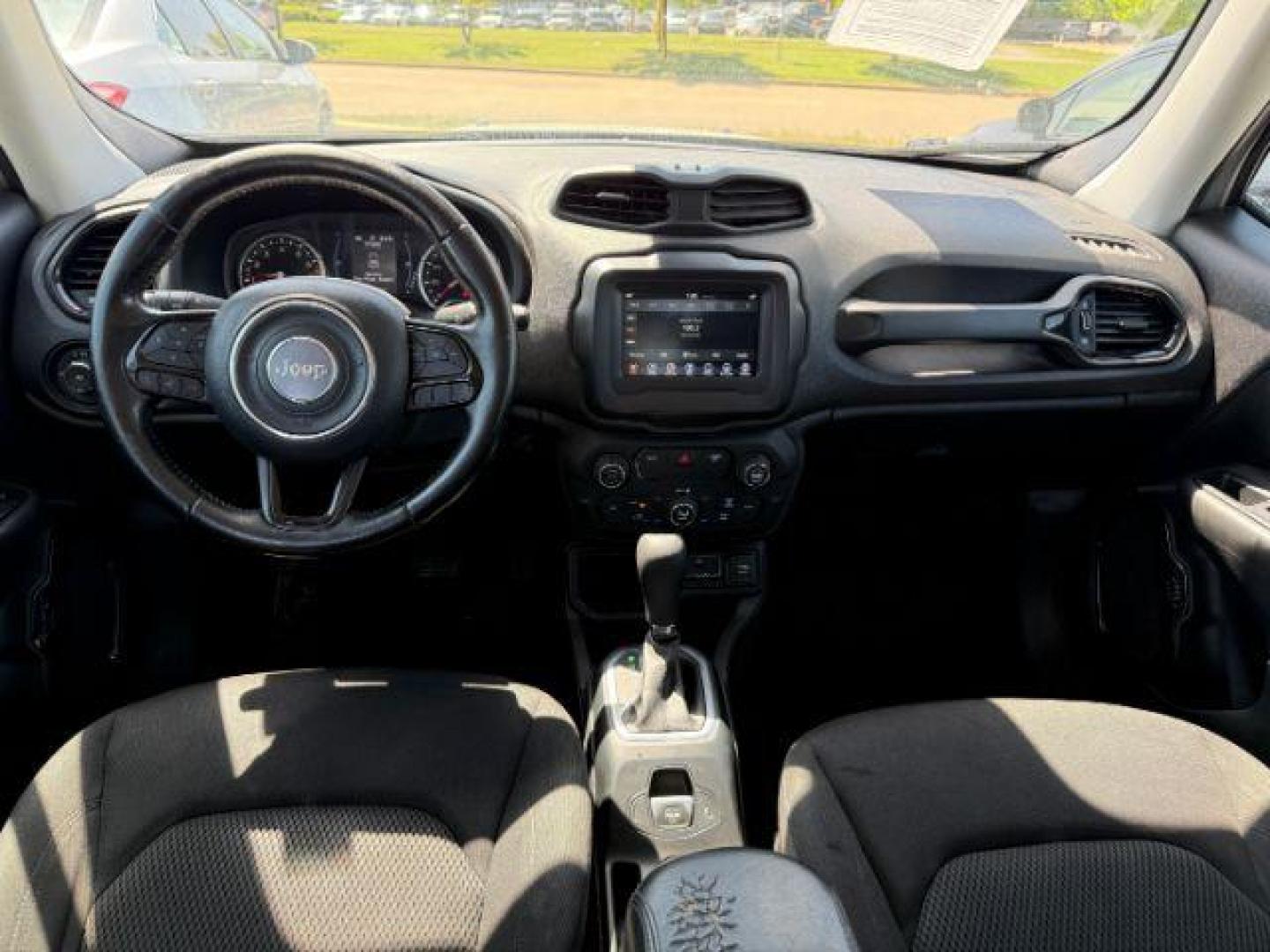 2019 SILVER Jeep Renegade Latitude (ZACNJABB5KP) with an 2.4L L4 DOHC 16V engine, 9-Speed Automatic transmission, located at 2715 W Pioneer Pkwy, Arlington, TX, 76013, (817) 265-9009, 32.710262, -97.153236 - Photo#12