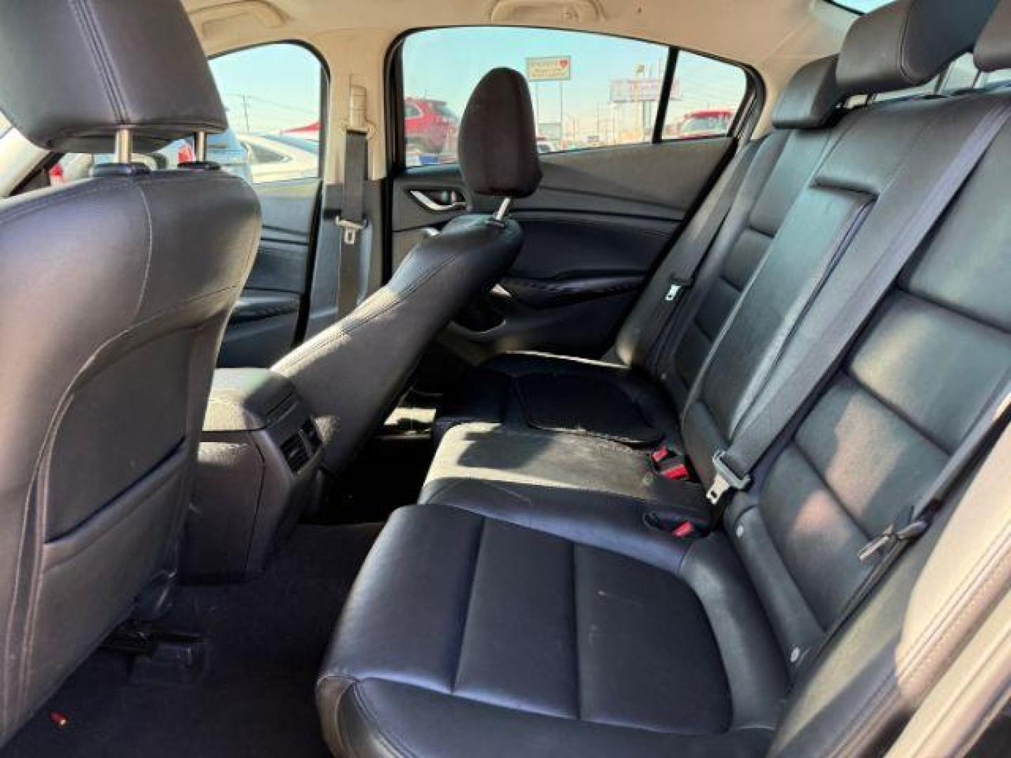 2015 BLACK Mazda Mazda6 i Touring (JM1GJ1V55F1) with an 2.5L L4 DOHC 16V engine, 5-Speed transmission, located at 2715 W Pioneer Pkwy, Arlington, TX, 76013, (817) 265-9009, 32.710262, -97.153236 - Photo#9