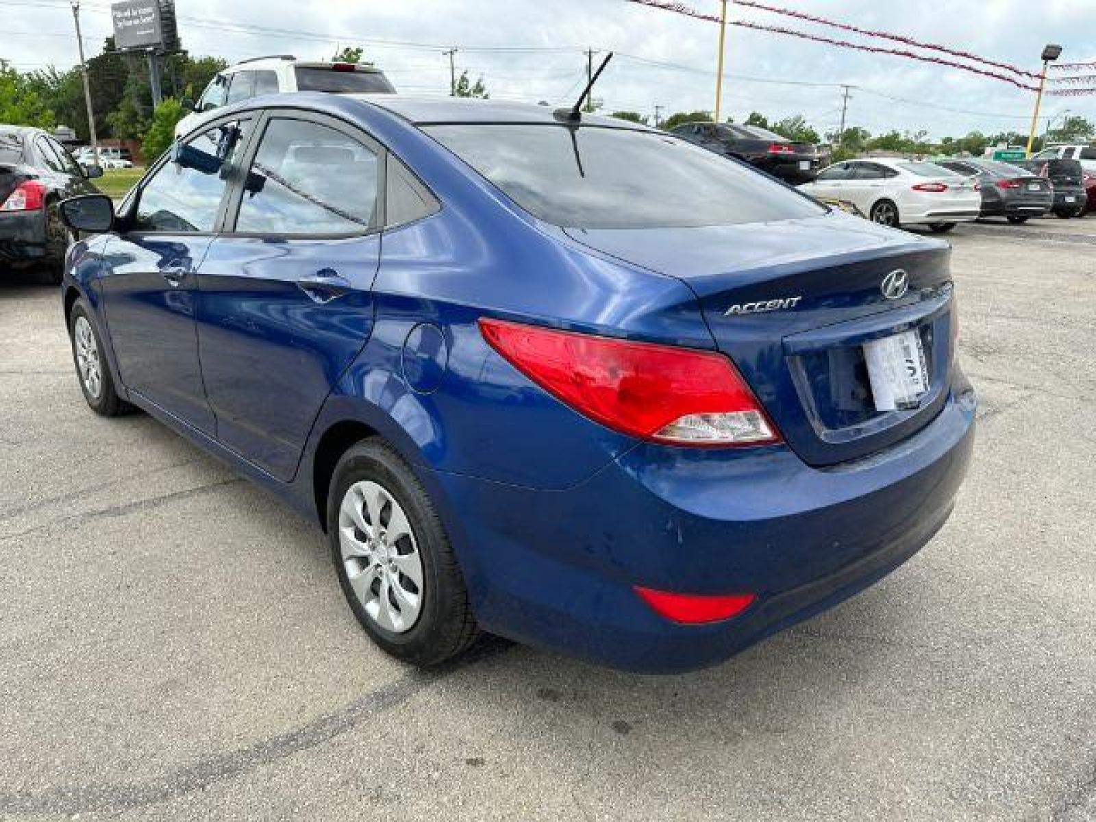 2015 BLUE Hyundai Accent GLS 4-Door 6A (KMHCT4AE8FU) with an 1.6L L4 DOHC 16V engine, 6-Speed Automatic transmission, located at 2715 W Pioneer Pkwy, Arlington, TX, 76013, (817) 265-9009, 32.710262, -97.153236 - Photo #9