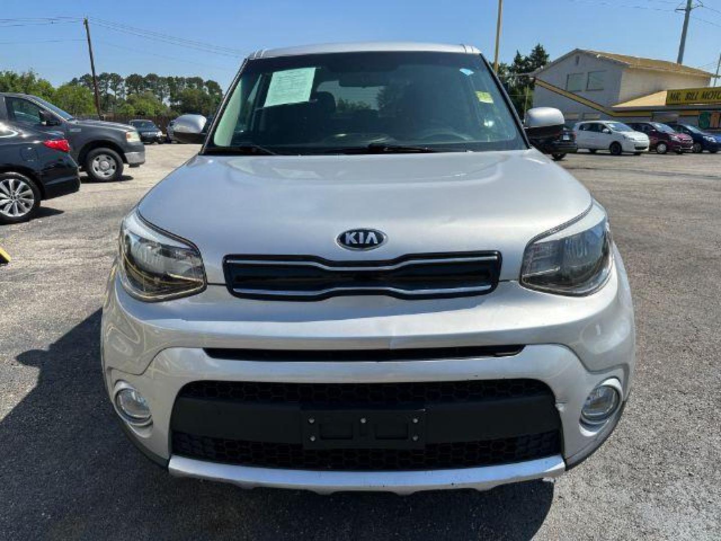 2018 SILVER Kia Soul + (KNDJP3A53J7) with an 2.0L L4 DOHC 16V engine, 6-Speed Automatic transmission, located at 2715 W Pioneer Pkwy, Arlington, TX, 76013, (817) 265-9009, 32.710262, -97.153236 - Photo#3