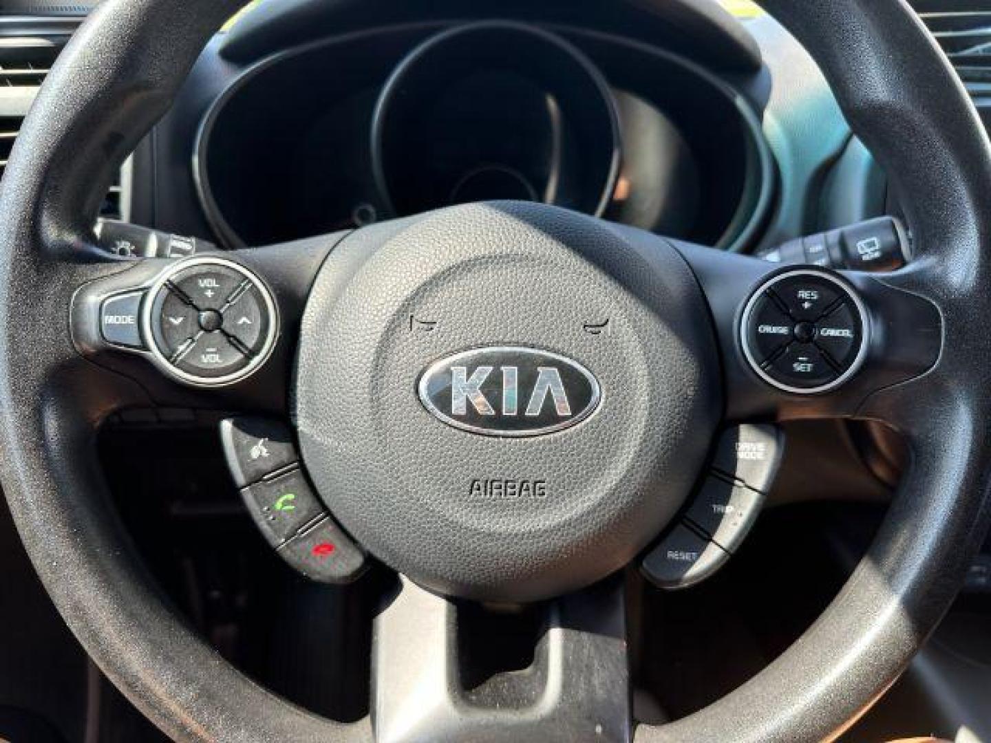 2018 SILVER Kia Soul + (KNDJP3A53J7) with an 2.0L L4 DOHC 16V engine, 6-Speed Automatic transmission, located at 2715 W Pioneer Pkwy, Arlington, TX, 76013, (817) 265-9009, 32.710262, -97.153236 - Photo#17