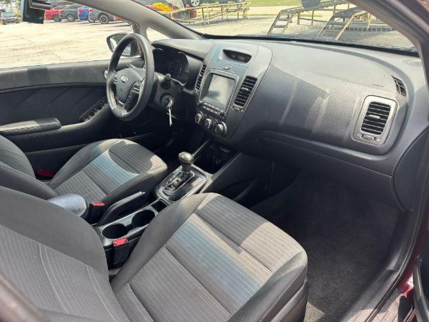 2018 RED Kia Forte LX 6M (3KPFL4A73JE) with an 2.0L L4 DOHC 16V engine, 6-Speed Manual transmission, located at 2715 W Pioneer Pkwy, Arlington, TX, 76013, (817) 265-9009, 32.710262, -97.153236 - Photo#13