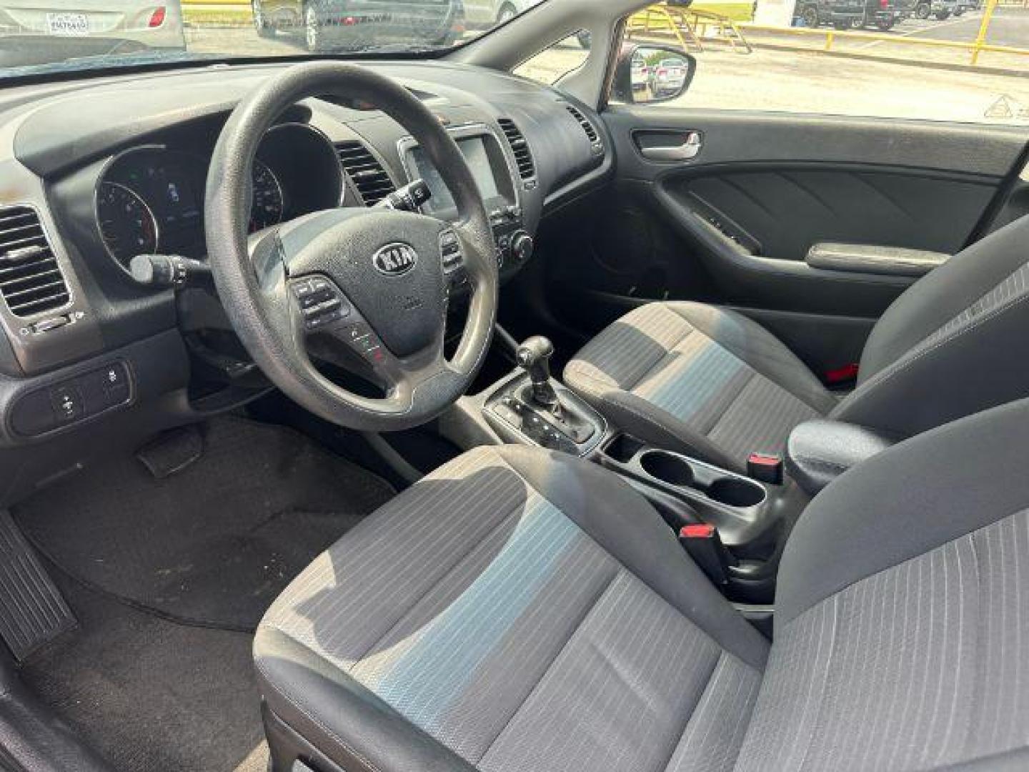 2018 RED Kia Forte LX 6M (3KPFL4A73JE) with an 2.0L L4 DOHC 16V engine, 6-Speed Manual transmission, located at 2715 W Pioneer Pkwy, Arlington, TX, 76013, (817) 265-9009, 32.710262, -97.153236 - Photo#14