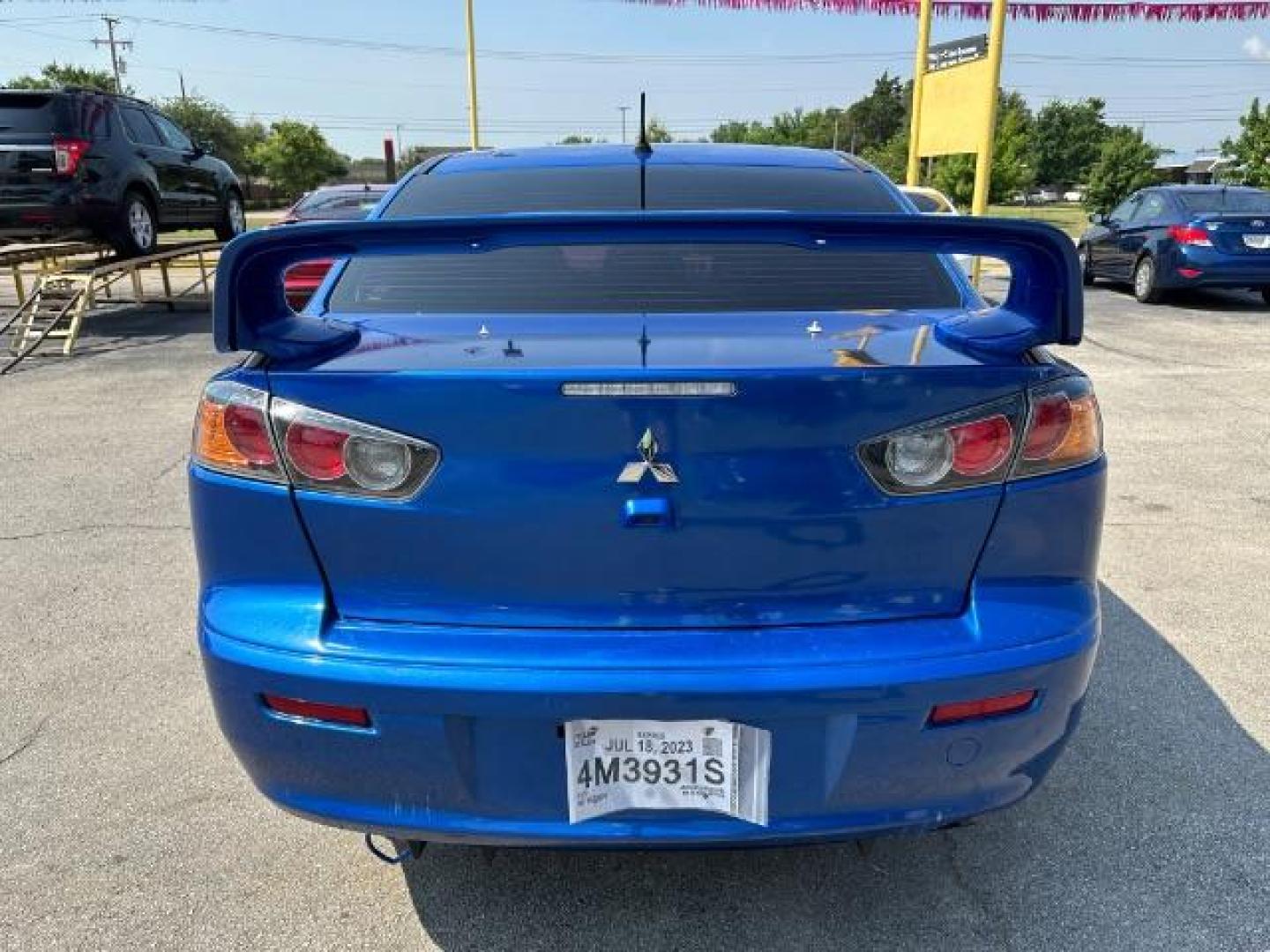 2017 BLUE Mitsubishi Lancer ES CVT (JA32U2FU2HU) with an 2.0L L4 SOHC 16V engine, Continuously Variabl transmission, located at 2715 W Pioneer Pkwy, Arlington, TX, 76013, (817) 265-9009, 32.710262, -97.153236 - Photo#4