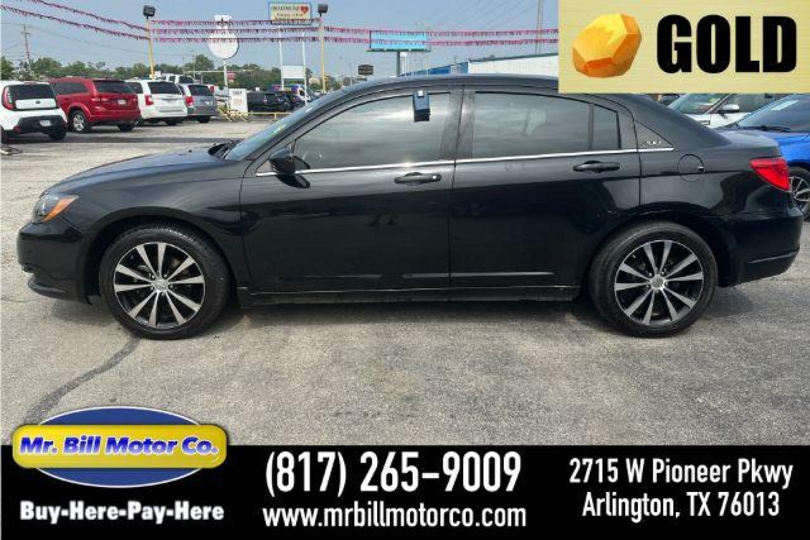 2013 BLACK Chrysler 200 Touring (1C3CCBBB4DN) with an 2.4L L4 DOHC 16V engine, 6-Speed Automatic transmission, located at 2715 W Pioneer Pkwy, Arlington, TX, 76013, (817) 265-9009, 32.710262, -97.153236 - Photo#0