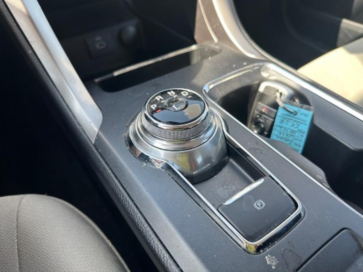 2020 WHITE Ford Fusion S (3FA6P0G75LR) with an 2.5L L4 DOHC 16V engine, 6-Speed Automatic transmission, located at 2715 W Pioneer Pkwy, Arlington, TX, 76013, (817) 265-9009, 32.710262, -97.153236- Photo#15