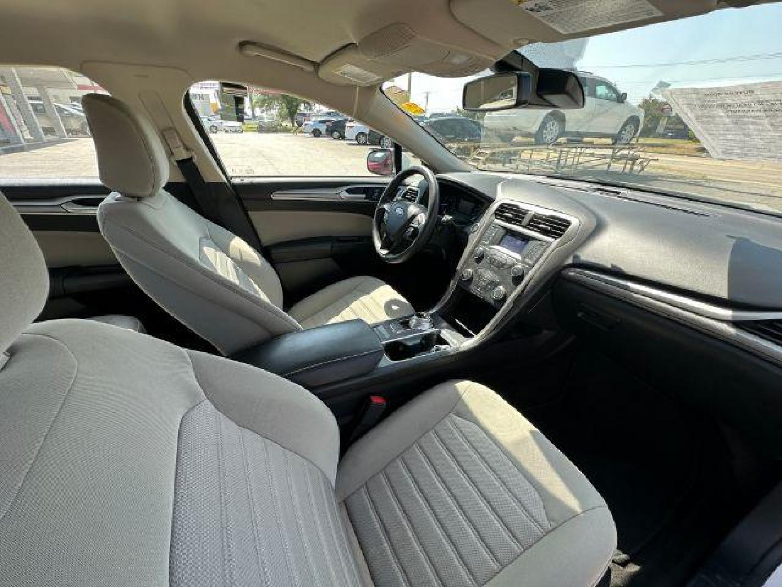 2020 WHITE Ford Fusion S (3FA6P0G75LR) with an 2.5L L4 DOHC 16V engine, 6-Speed Automatic transmission, located at 2715 W Pioneer Pkwy, Arlington, TX, 76013, (817) 265-9009, 32.710262, -97.153236 - Photo #11