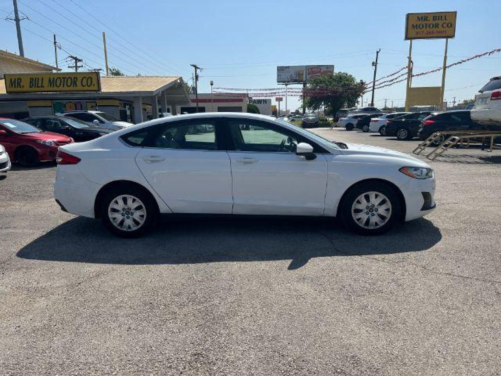 2020 WHITE Ford Fusion S (3FA6P0G75LR) with an 2.5L L4 DOHC 16V engine, 6-Speed Automatic transmission, located at 2715 W Pioneer Pkwy, Arlington, TX, 76013, (817) 265-9009, 32.710262, -97.153236 - Photo #6