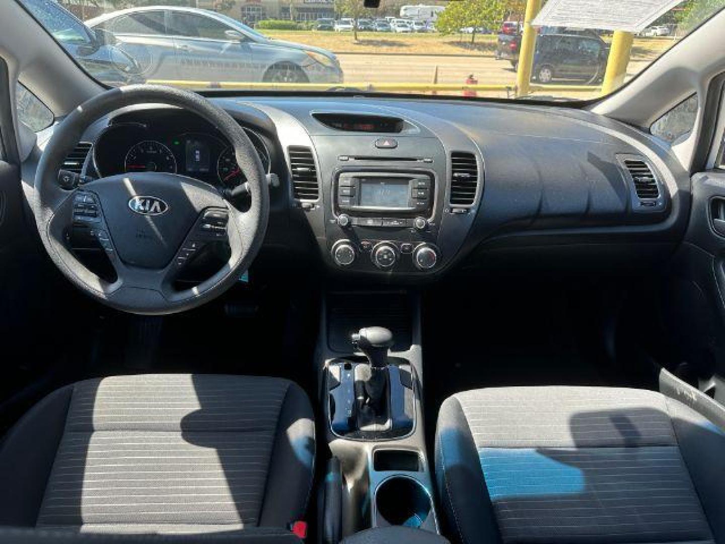2017 SILVER Kia Forte LX 6A (3KPFL4A72HE) with an 2.0L L4 DOHC 16V engine, 6-Speed Automatic transmission, located at 2715 W Pioneer Pkwy, Arlington, TX, 76013, (817) 265-9009, 32.710262, -97.153236 - Photo#11