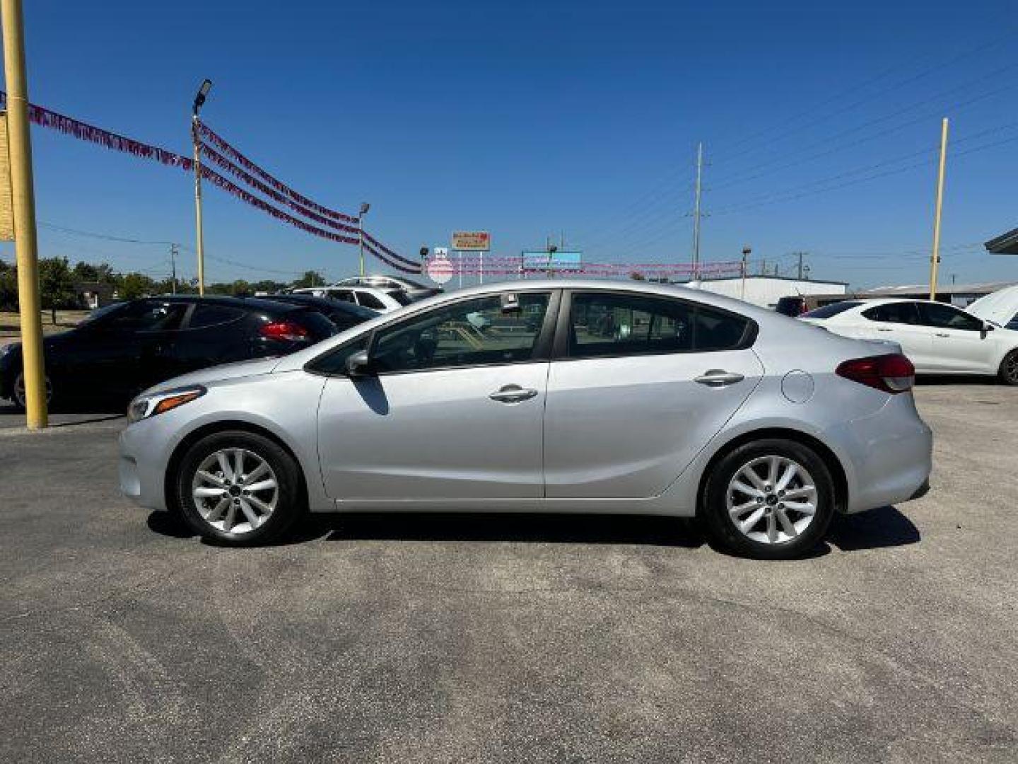 2017 SILVER Kia Forte LX 6A (3KPFL4A72HE) with an 2.0L L4 DOHC 16V engine, 6-Speed Automatic transmission, located at 2715 W Pioneer Pkwy, Arlington, TX, 76013, (817) 265-9009, 32.710262, -97.153236 - Photo#1
