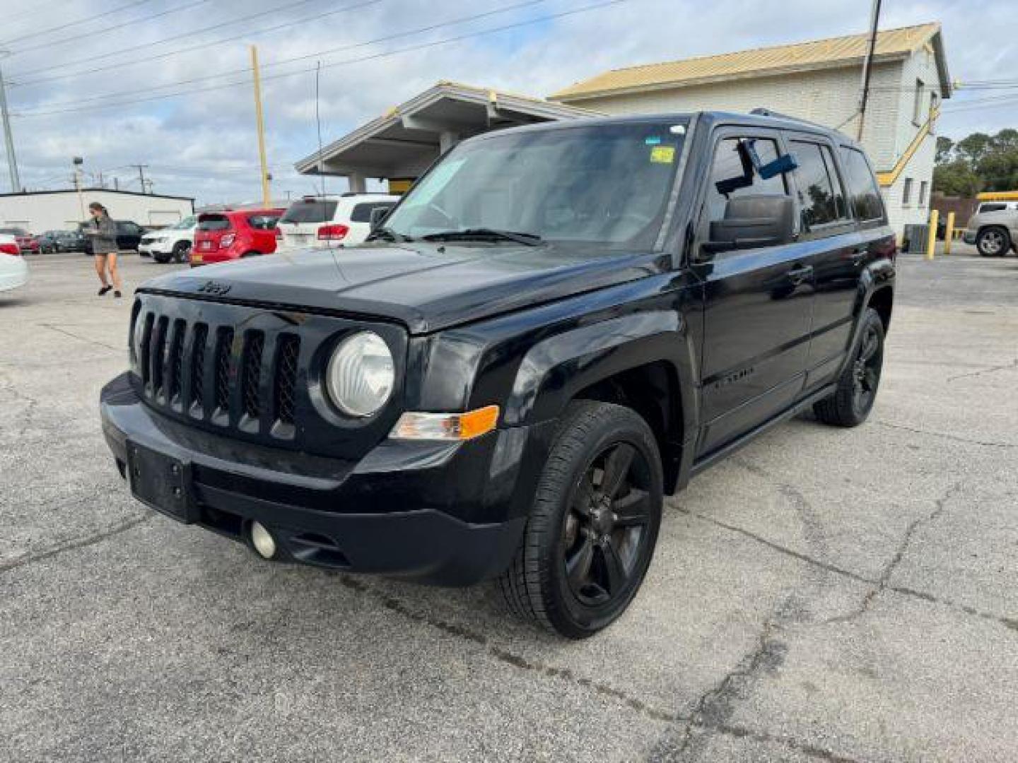 2015 Black Clearcoat Jeep Patriot Sport 2WD (1C4NJPBA1FD) with an 2.0L L4 DOHC 16V engine, located at 2715 W Pioneer Pkwy, Arlington, TX, 76013, (817) 265-9009, 32.710262, -97.153236 - Photo#2