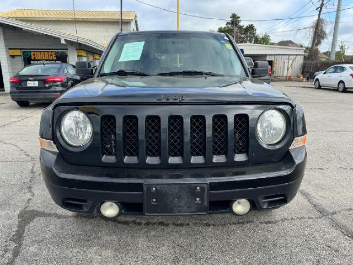 2015 Black Clearcoat Jeep Patriot Sport 2WD (1C4NJPBA1FD) with an 2.0L L4 DOHC 16V engine, located at 2715 W Pioneer Pkwy, Arlington, TX, 76013, (817) 265-9009, 32.710262, -97.153236 - Photo#3