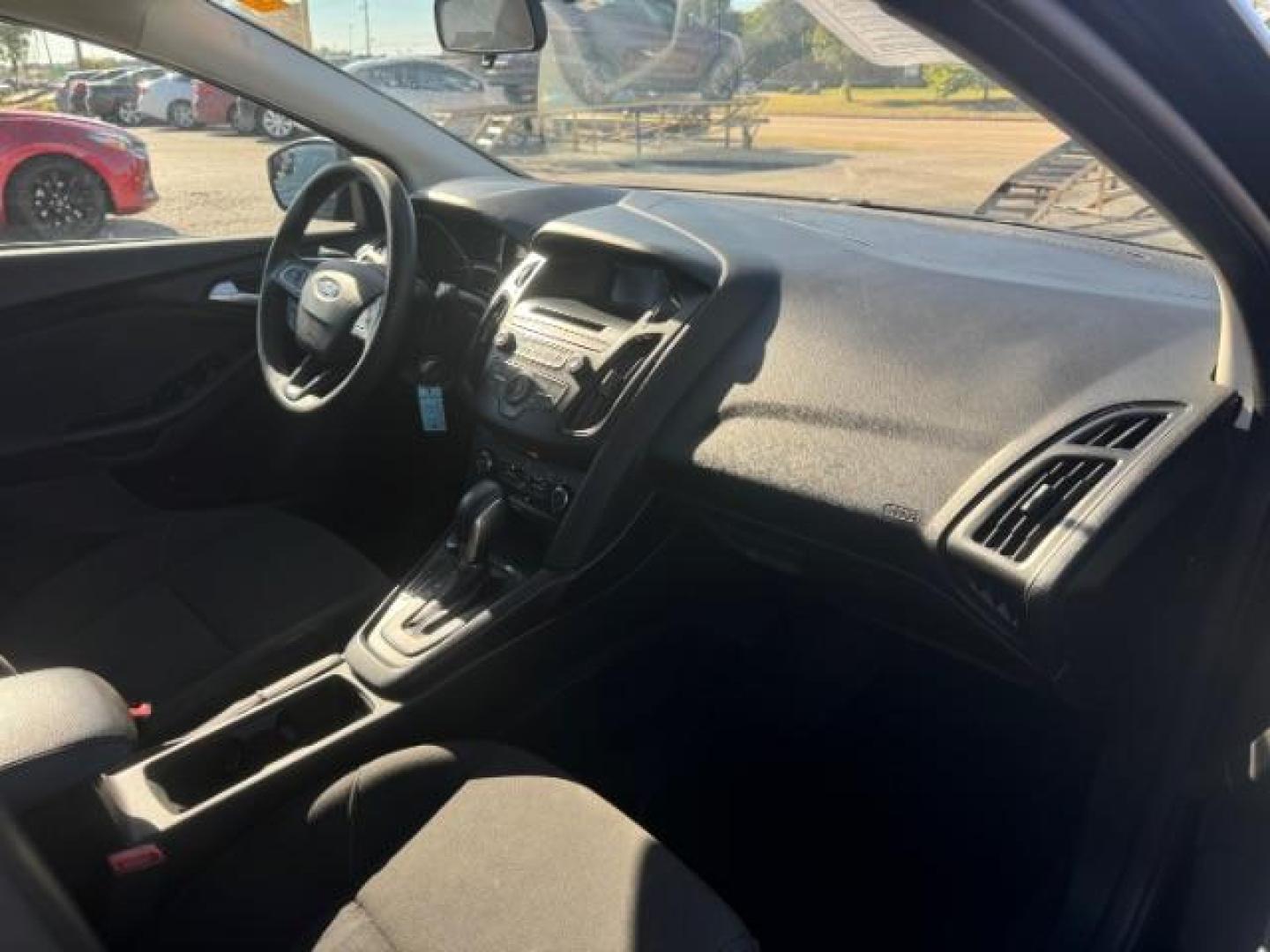 2017 BLACK Ford Focus SE Sedan (1FADP3F24HL) with an 2.0L L4 DOHC 16V engine, located at 2715 W Pioneer Pkwy, Arlington, TX, 76013, (817) 265-9009, 32.710262, -97.153236 - Photo#13
