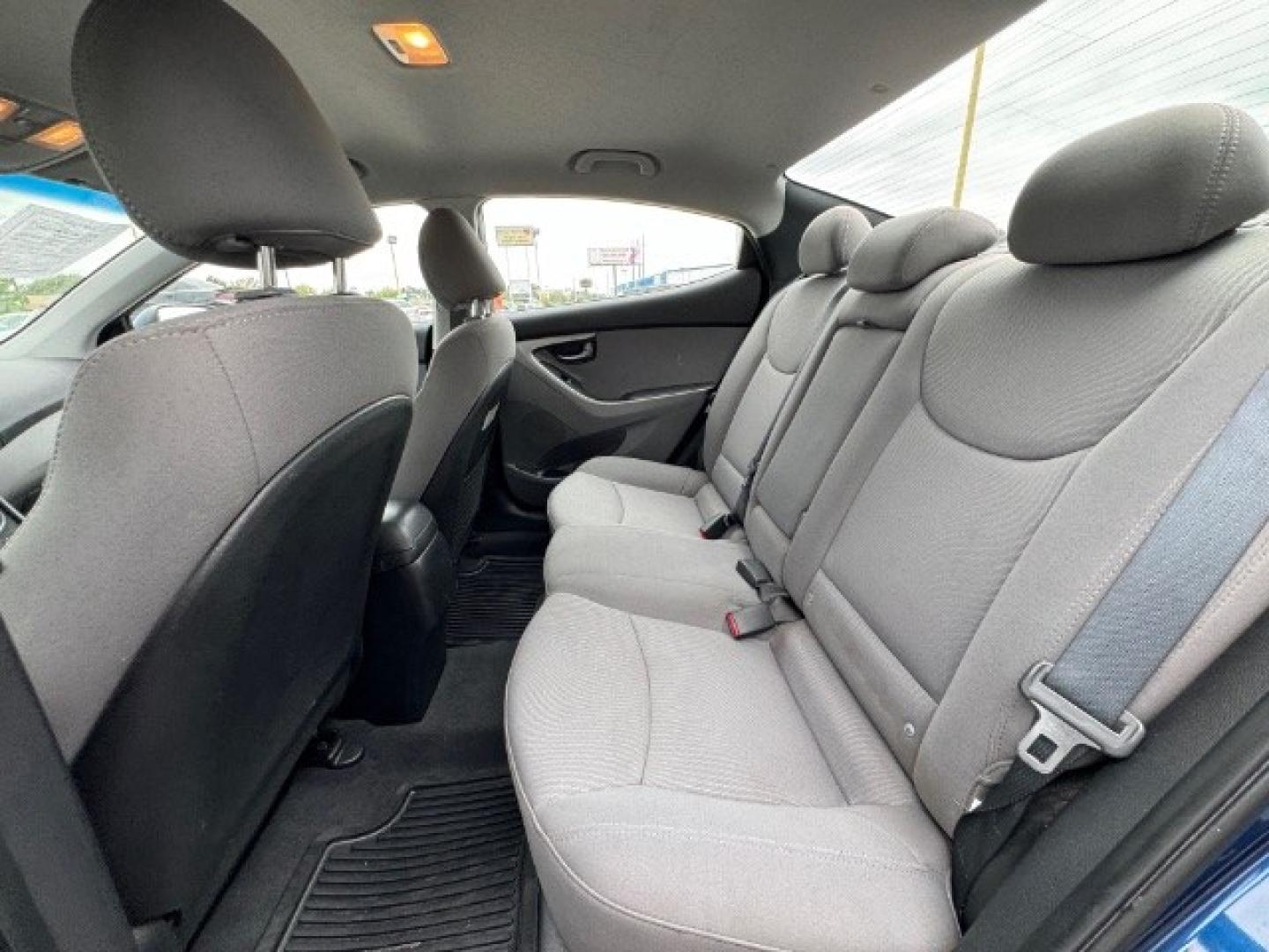 2016 BLUE Hyundai Elantra SE 6AT (5NPDH4AE1GH) with an 1.8L L4 DOHC 16V engine, 6-Speed Automatic transmission, located at 2715 W Pioneer Pkwy, Arlington, TX, 76013, (817) 265-9009, 32.710262, -97.153236- Photo#10