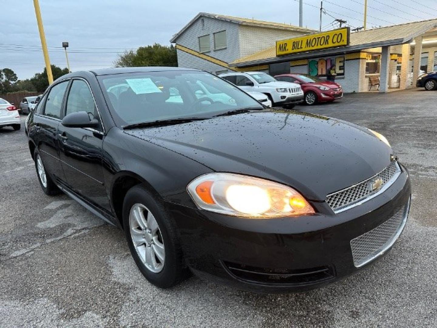 2013 GRAY Chevrolet Impala LS (Fleet) (2G1WF5E34D1) with an 3.6L V6 DOHC 16V FFV engine, 6-Speed Automatic transmission, located at 2715 W Pioneer Pkwy, Arlington, TX, 76013, (817) 265-9009, 32.710262, -97.153236- Photo#3