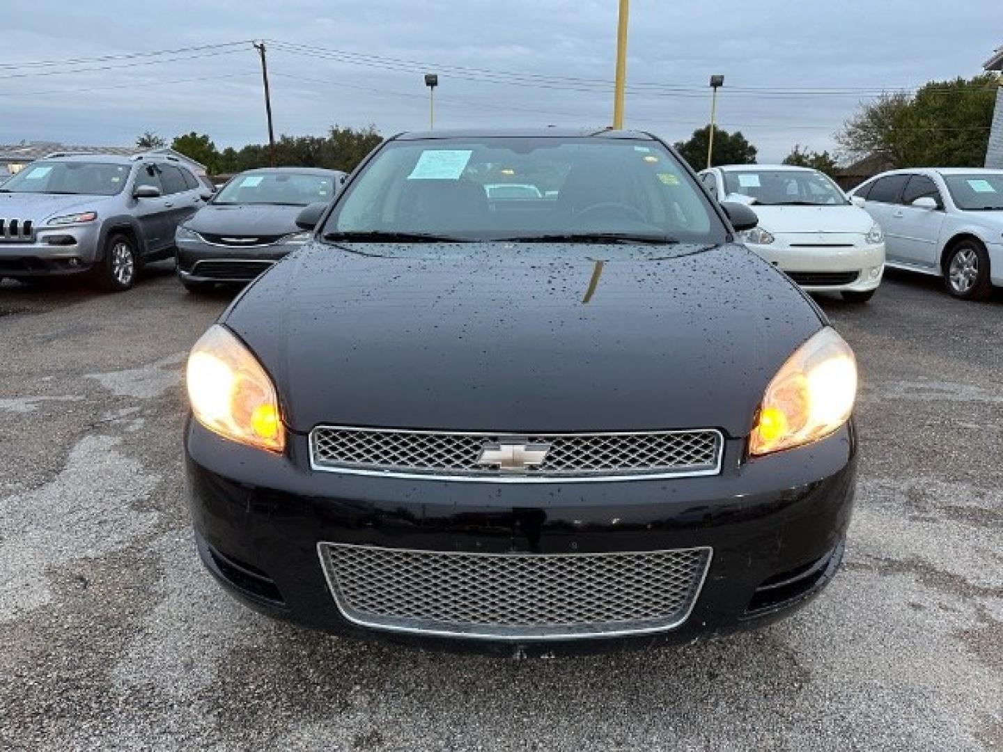 2013 GRAY Chevrolet Impala LS (Fleet) (2G1WF5E34D1) with an 3.6L V6 DOHC 16V FFV engine, 6-Speed Automatic transmission, located at 2715 W Pioneer Pkwy, Arlington, TX, 76013, (817) 265-9009, 32.710262, -97.153236- Photo#4