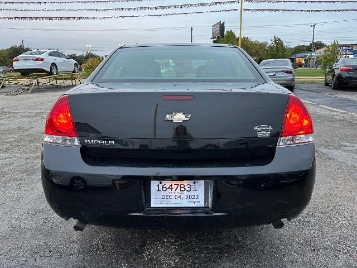2013 GRAY Chevrolet Impala LS (Fleet) (2G1WF5E34D1) with an 3.6L V6 DOHC 16V FFV engine, 6-Speed Automatic transmission, located at 2715 W Pioneer Pkwy, Arlington, TX, 76013, (817) 265-9009, 32.710262, -97.153236- Photo#6