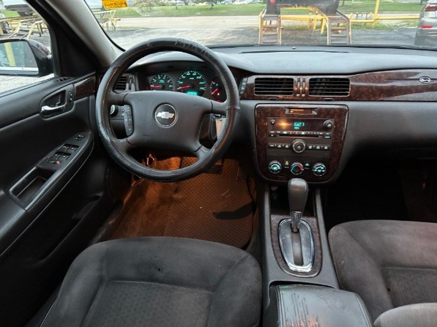 2013 GRAY Chevrolet Impala LS (Fleet) (2G1WF5E34D1) with an 3.6L V6 DOHC 16V FFV engine, 6-Speed Automatic transmission, located at 2715 W Pioneer Pkwy, Arlington, TX, 76013, (817) 265-9009, 32.710262, -97.153236- Photo#17
