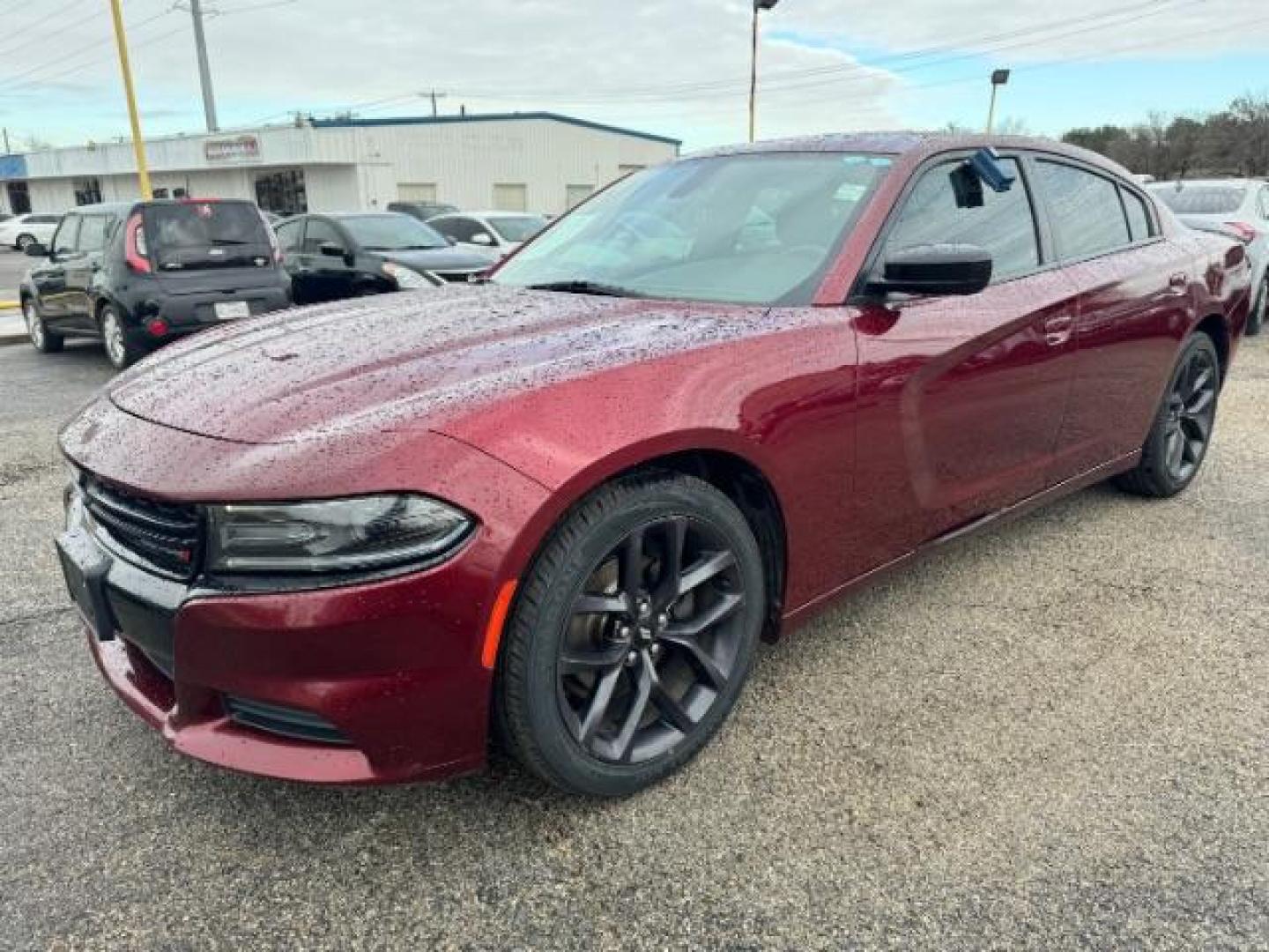2019 MAROON Dodge Charger SXT (2C3CDXBG2KH) with an 3.6L V6 DOHC 24V engine, 8-Speed Automatic transmission, located at 2715 W Pioneer Pkwy, Arlington, TX, 76013, (817) 265-9009, 32.710262, -97.153236 - Photo#4