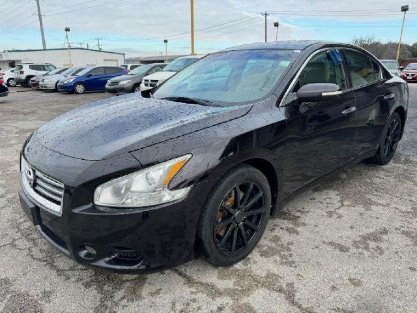 2014 BLACK Nissan Maxima S (1N4AA5AP0EC) with an 3.5L V6 DOHC 24V engine, Continuously Variabl transmission, located at 2715 W Pioneer Pkwy, Arlington, TX, 76013, (817) 265-9009, 32.710262, -97.153236 - Photo#3