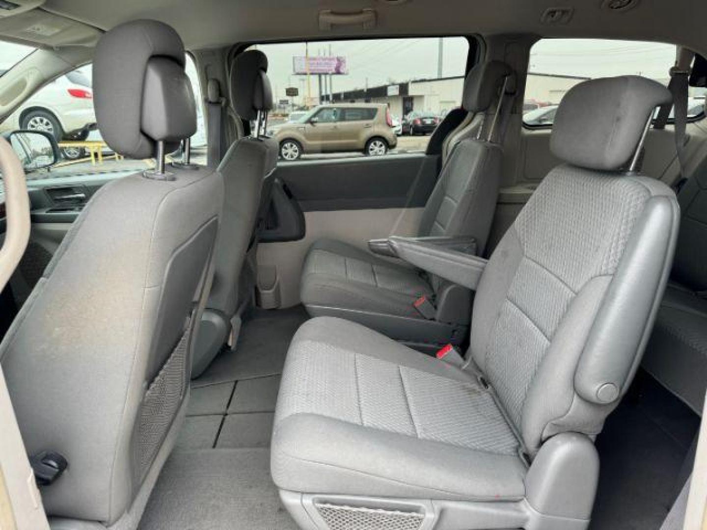 2010 BLUE Chrysler Town and Country LX (2A4RR4DE1AR) with an 3.3L V6 OHV 12V engine, 4-Speed Automatic transmission, located at 2715 W Pioneer Pkwy, Arlington, TX, 76013, (817) 265-9009, 32.710262, -97.153236 - Photo#11