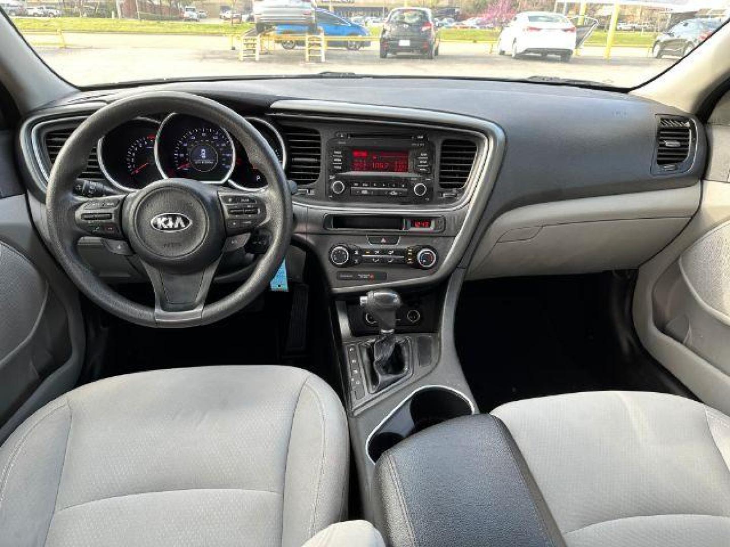 2015 GRAY Kia Optima LX (5XXGM4A77FG) with an 2.4L L4 DOHC 16V engine, 6-Speed Automatic transmission, located at 2715 W Pioneer Pkwy, Arlington, TX, 76013, (817) 265-9009, 32.710262, -97.153236 - Photo#11