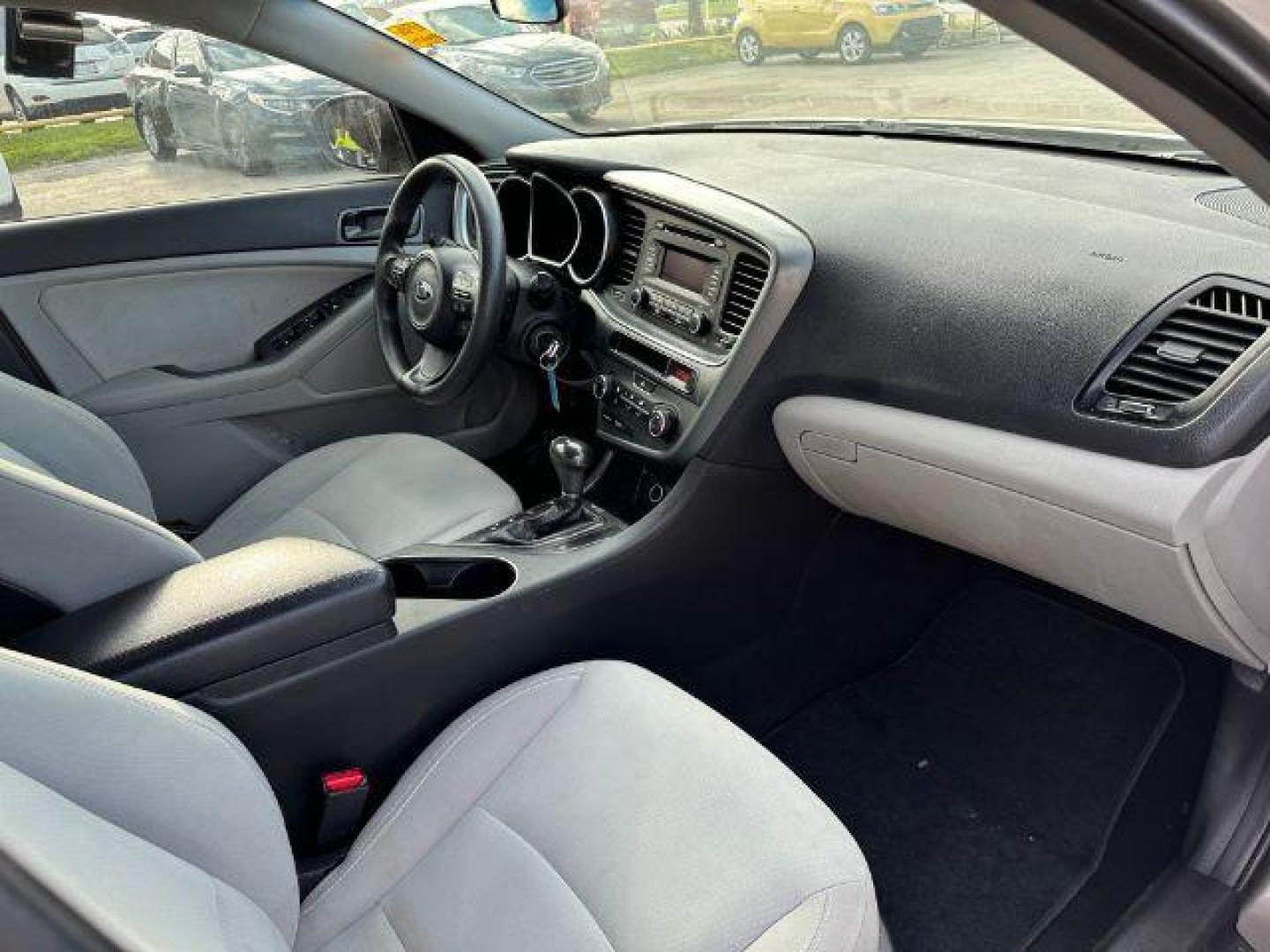 2015 GRAY Kia Optima LX (5XXGM4A77FG) with an 2.4L L4 DOHC 16V engine, 6-Speed Automatic transmission, located at 2715 W Pioneer Pkwy, Arlington, TX, 76013, (817) 265-9009, 32.710262, -97.153236 - Photo#13