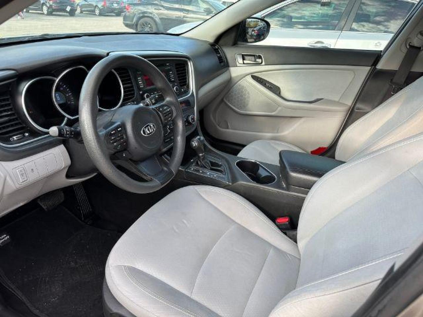 2015 GRAY Kia Optima LX (5XXGM4A77FG) with an 2.4L L4 DOHC 16V engine, 6-Speed Automatic transmission, located at 2715 W Pioneer Pkwy, Arlington, TX, 76013, (817) 265-9009, 32.710262, -97.153236 - Photo#14
