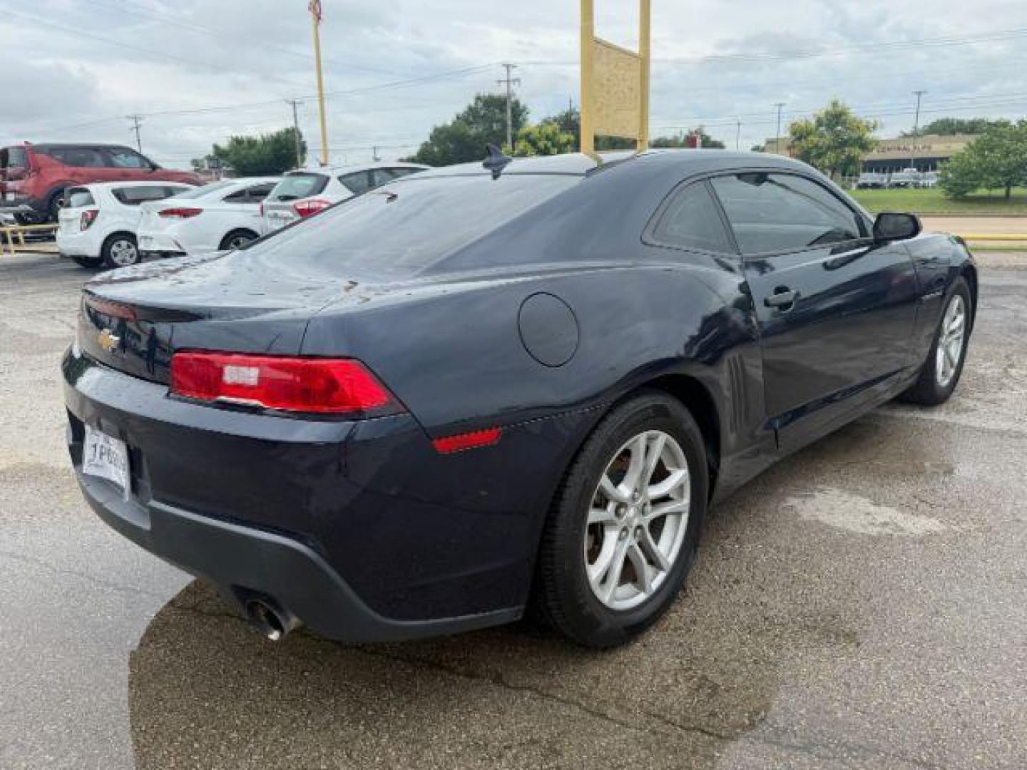 2015 BLACK Chevrolet Camaro 2LS Coupe (2G1FB1E3XF9) with an 3.6L V6 DOHC 24V FFV engine, 6-Speed Automatic transmission, located at 2715 W Pioneer Pkwy, Arlington, TX, 76013, (817) 265-9009, 32.710262, -97.153236 - Photo#7