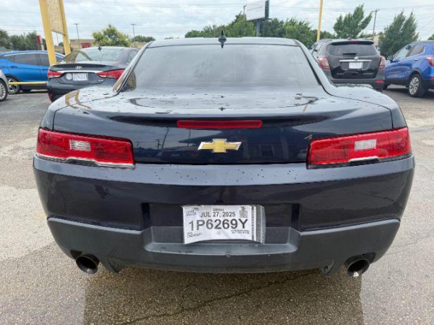 2015 BLACK Chevrolet Camaro 2LS Coupe (2G1FB1E3XF9) with an 3.6L V6 DOHC 24V FFV engine, 6-Speed Automatic transmission, located at 2715 W Pioneer Pkwy, Arlington, TX, 76013, (817) 265-9009, 32.710262, -97.153236 - Photo#8