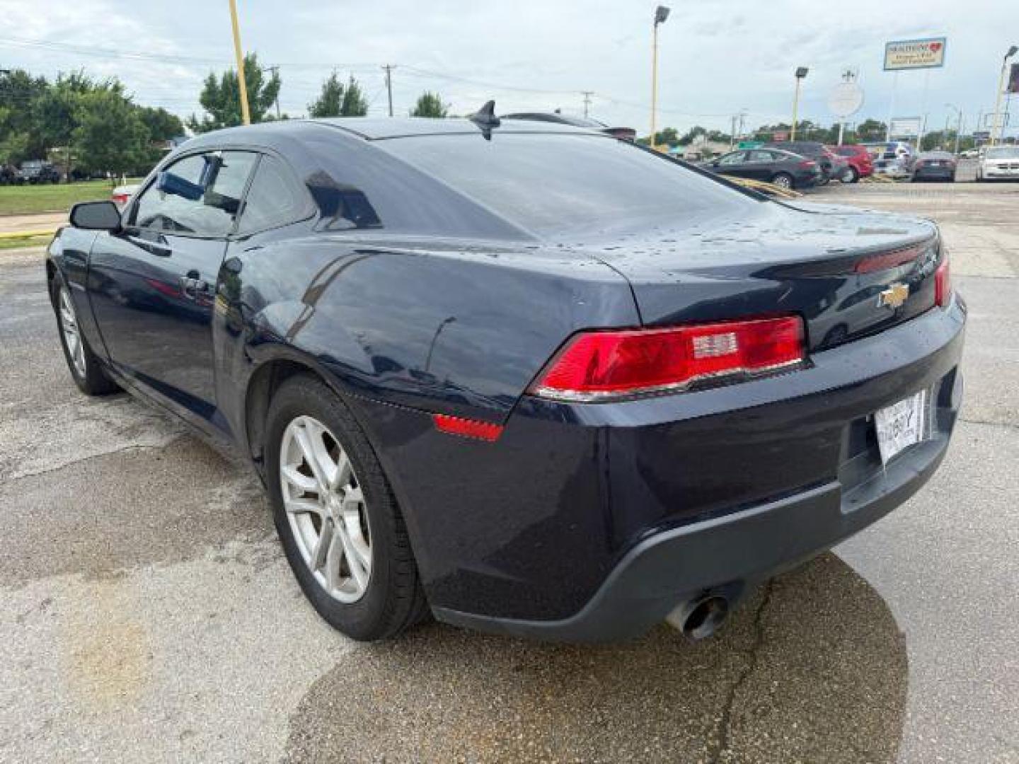 2015 BLACK Chevrolet Camaro 2LS Coupe (2G1FB1E3XF9) with an 3.6L V6 DOHC 24V FFV engine, 6-Speed Automatic transmission, located at 2715 W Pioneer Pkwy, Arlington, TX, 76013, (817) 265-9009, 32.710262, -97.153236 - Photo#9