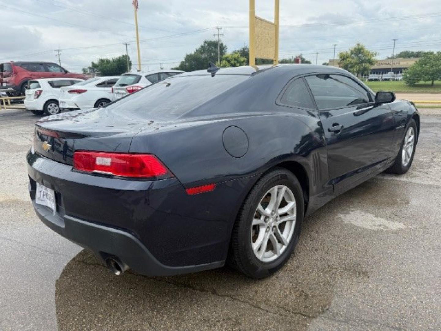 2015 BLACK Chevrolet Camaro 2LS Coupe (2G1FB1E3XF9) with an 3.6L V6 DOHC 24V FFV engine, 6-Speed Automatic transmission, located at 2715 W Pioneer Pkwy, Arlington, TX, 76013, (817) 265-9009, 32.710262, -97.153236- Photo#8