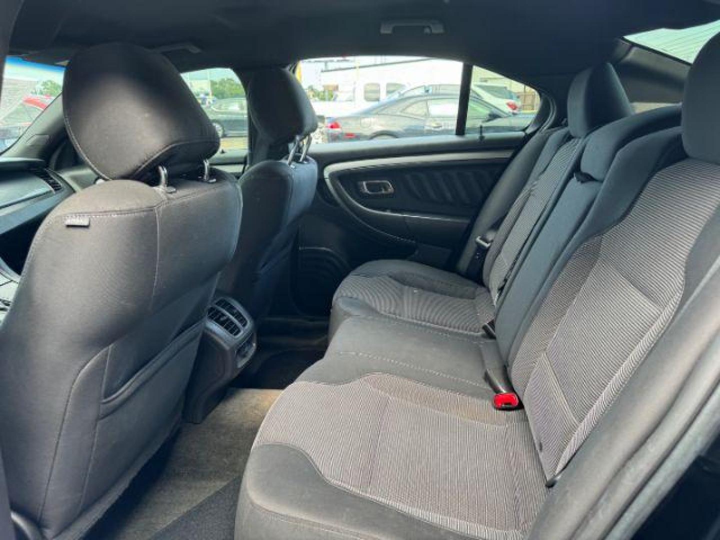 2014 BLACK Ford Taurus SEL FWD (1FAHP2E8XEG) with an 3.5L V6 DOHC 24V engine, 6-Speed Automatic transmission, located at 2715 W Pioneer Pkwy, Arlington, TX, 76013, (817) 265-9009, 32.710262, -97.153236 - Photo#9