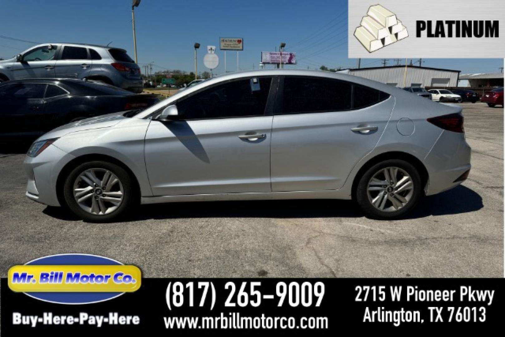 2020 SILVER Hyundai Elantra Limited (5NPD84LF3LH) with an 1.8L L4 DOHC 16V engine, 6-Speed Automatic transmission, located at 2715 W Pioneer Pkwy, Arlington, TX, 76013, (817) 265-9009, 32.710262, -97.153236- Photo#0