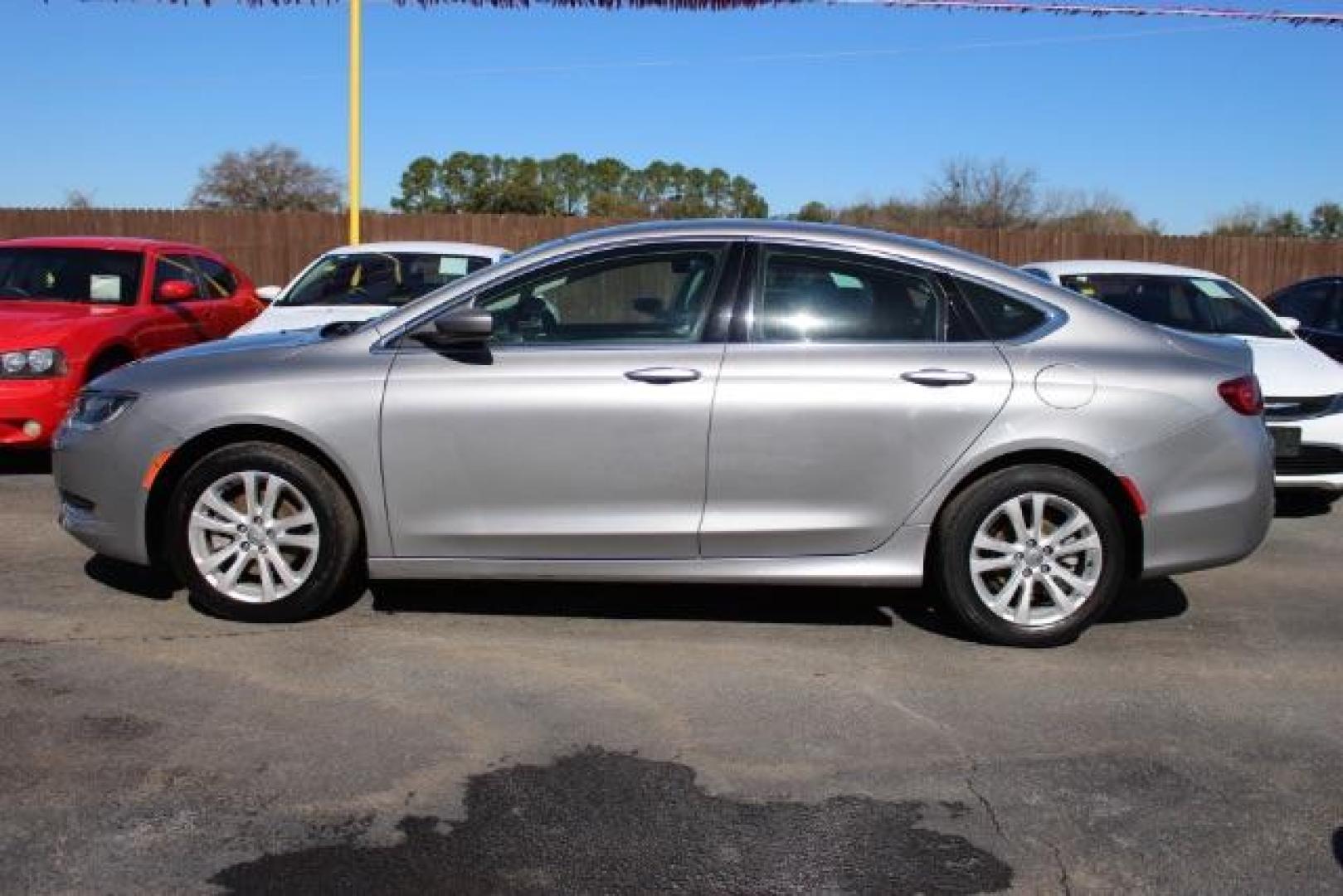 2016 SILVER Chrysler 200 Limited (1C3CCCAB8GN) with an 2.4L L4 DOHC 16V engine, 9-Speed Automatic transmission, located at 2715 W Pioneer Pkwy, Arlington, TX, 76013, (817) 265-9009, 32.710262, -97.153236 - Photo#1