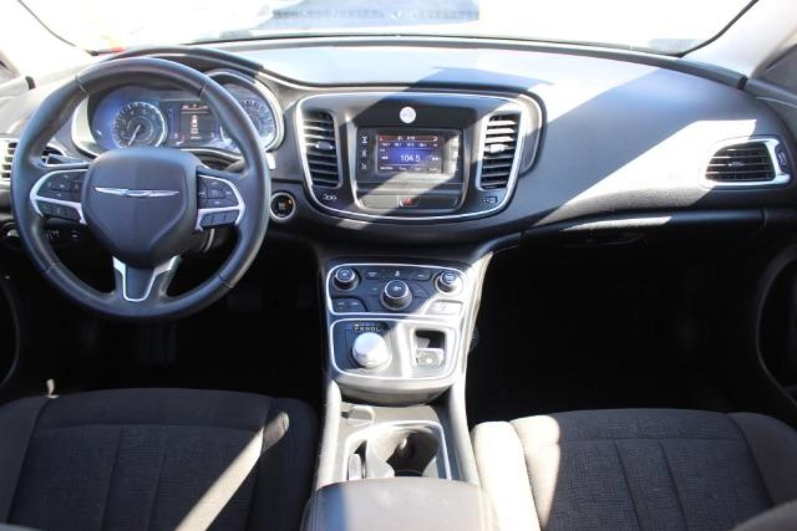 2016 SILVER Chrysler 200 Limited (1C3CCCAB8GN) with an 2.4L L4 DOHC 16V engine, 9-Speed Automatic transmission, located at 2715 W Pioneer Pkwy, Arlington, TX, 76013, (817) 265-9009, 32.710262, -97.153236 - Photo#10