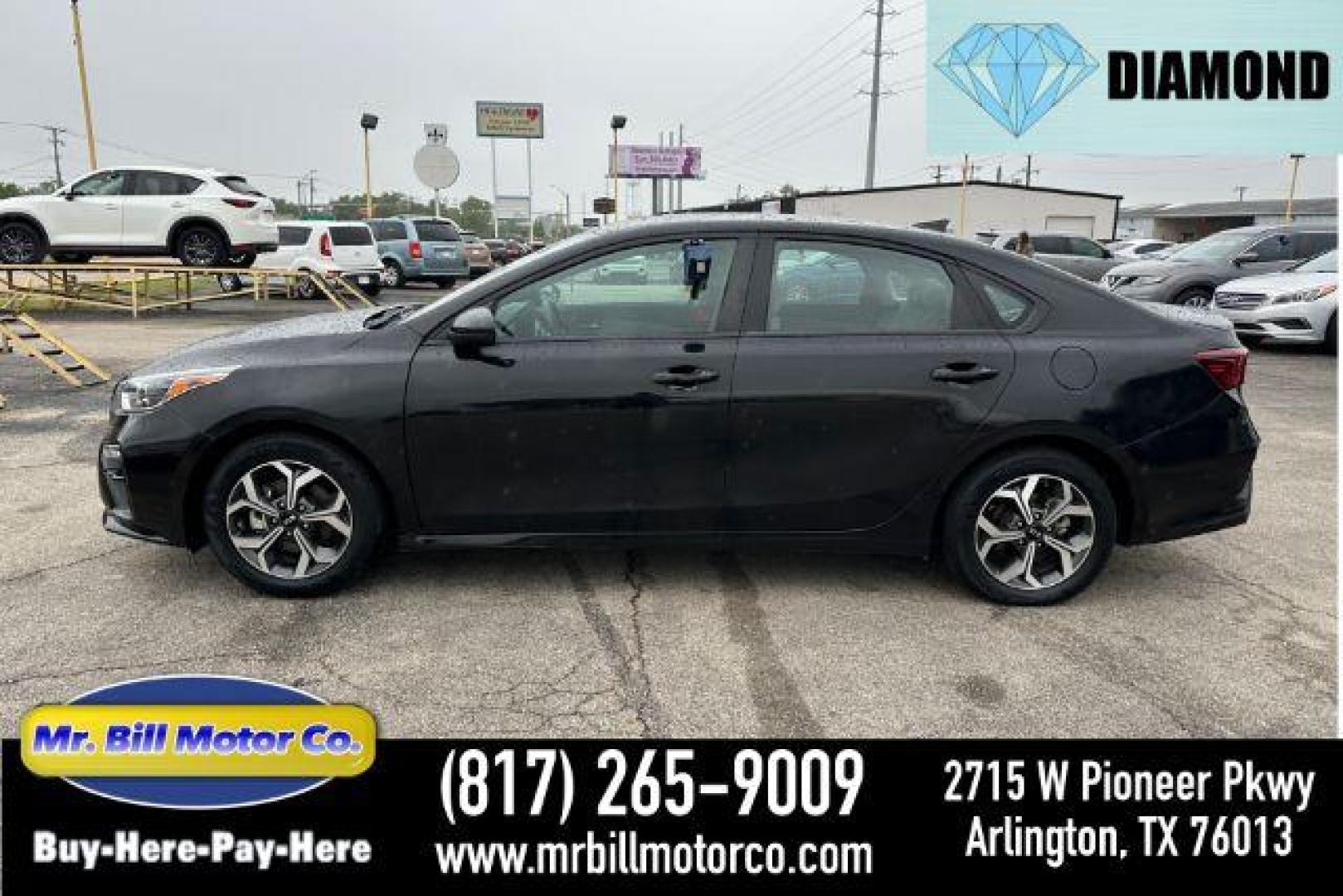 2020 BLACK Kia Forte FE (3KPF24AD4LE) with an 2.0L L4 DOHC 16V engine, Continuously Variable Transmission transmission, located at 2715 W Pioneer Pkwy, Arlington, TX, 76013, (817) 265-9009, 32.710262, -97.153236 - Photo#0