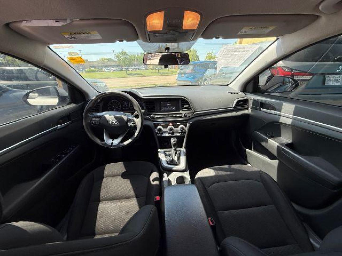 2019 SILVER Hyundai Elantra SE 6AT (5NPD74LF9KH) with an 1.8L L4 DOHC 16V engine, 6-Speed Automatic transmission, located at 2715 W Pioneer Pkwy, Arlington, TX, 76013, (817) 265-9009, 32.710262, -97.153236 - Photo#13