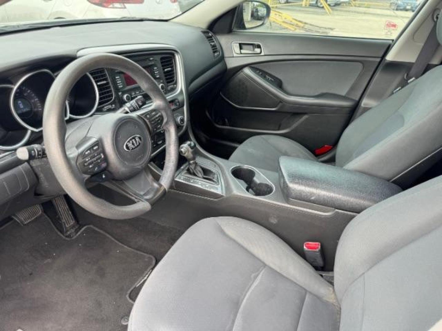 2015 GRAY Kia Optima LX (5XXGM4A76FG) with an 2.4L L4 DOHC 16V engine, 6-Speed Automatic transmission, located at 2715 W Pioneer Pkwy, Arlington, TX, 76013, (817) 265-9009, 32.710262, -97.153236 - Photo#15