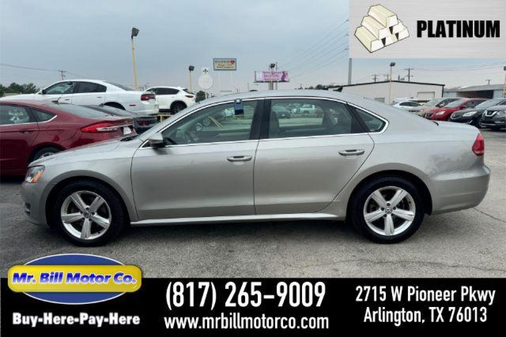 2012 GRAY Volkswagen Passat 2.5L SE AT (1VWBP7A35CC) with an 2.5L L5 engine, 6-Speed Automatic transmission, located at 2715 W Pioneer Pkwy, Arlington, TX, 76013, (817) 265-9009, 32.710262, -97.153236 - Photo#0