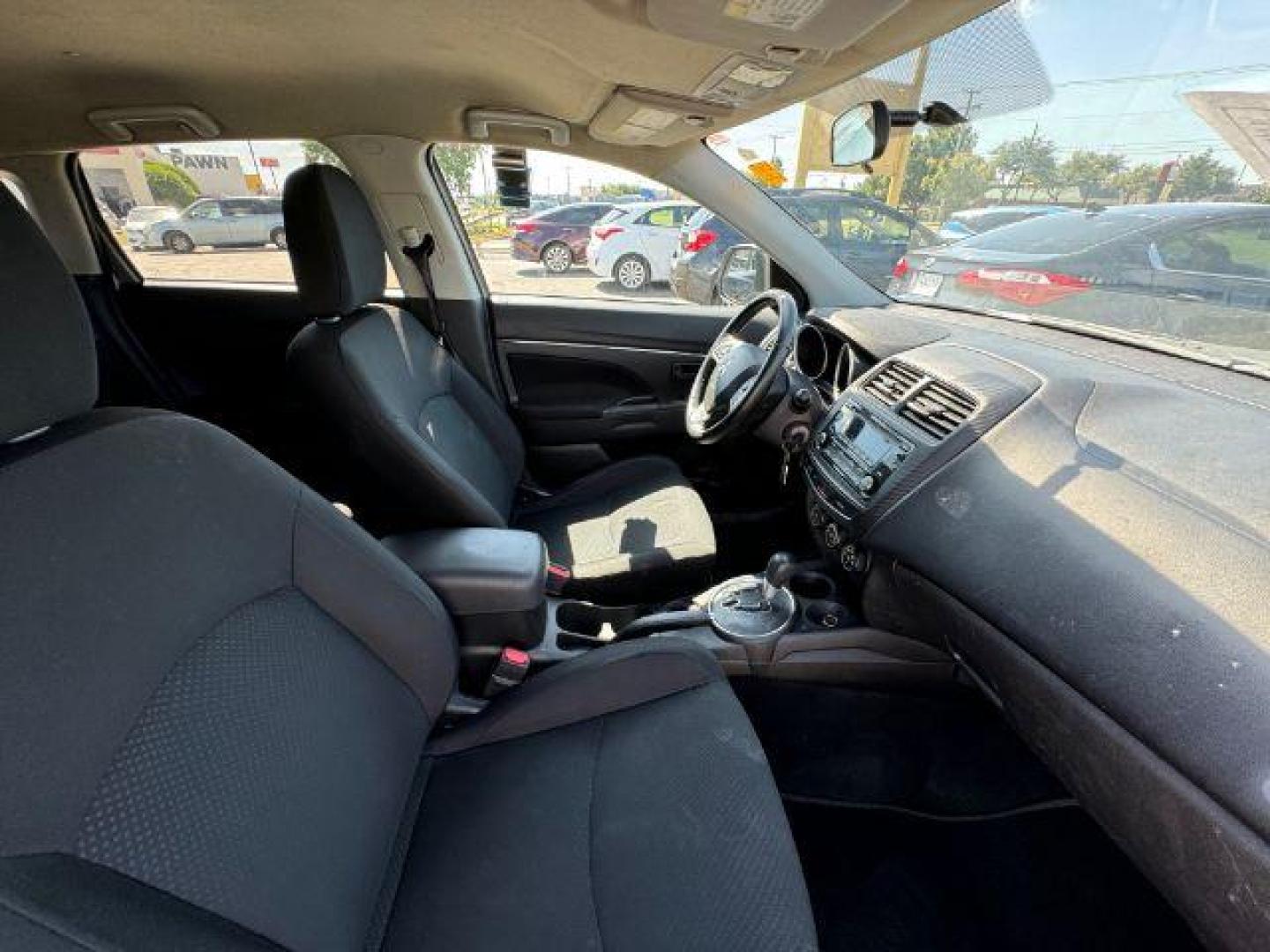 2015 SILVER Mitsubishi Outlander Sport ES 2WD (4A4AP3AU7FE) with an 2.0L L4 DOHC 16V engine, Continuously Variabl transmission, located at 2715 W Pioneer Pkwy, Arlington, TX, 76013, (817) 265-9009, 32.710262, -97.153236 - Photo#11